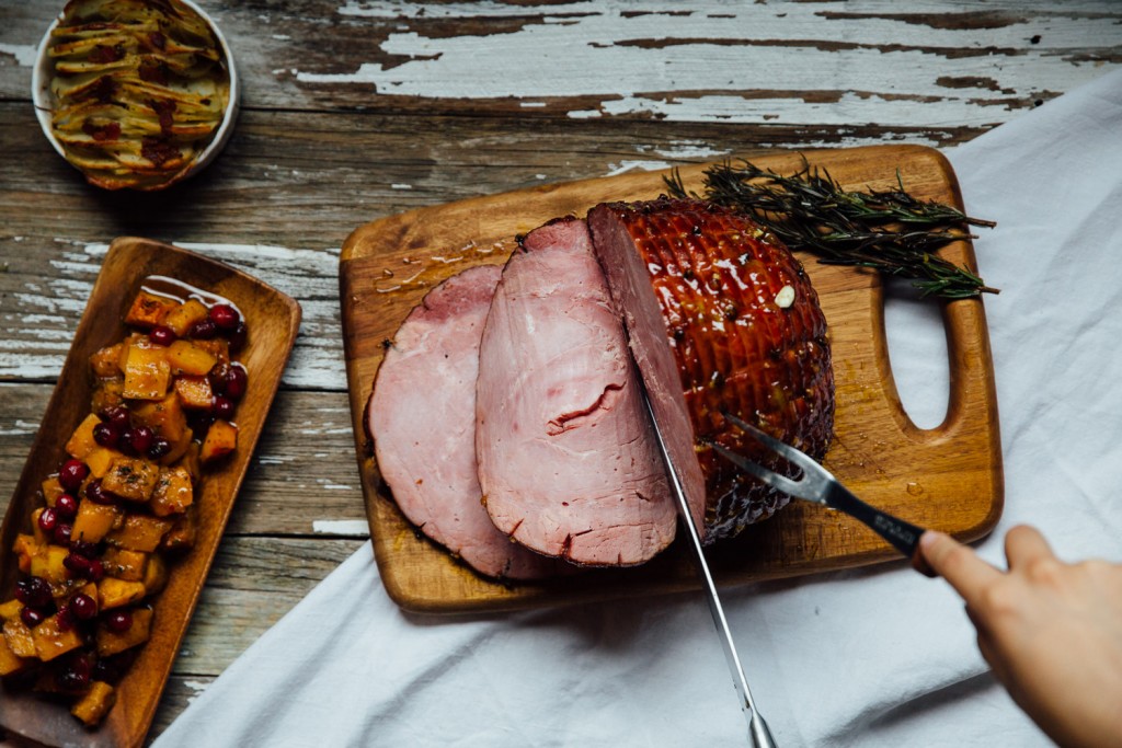 honey glazed holiday ham recipe thanksgiving dinner idea fresh pork delivery buy online sustainable meat high quality protein gifts