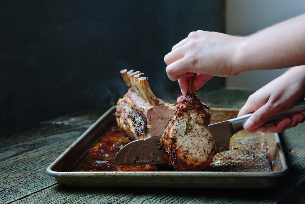 Premier Meat Company pork roast knife buying guide sustainable pork delivery buy online fast shipping high-quality protein fresh meat